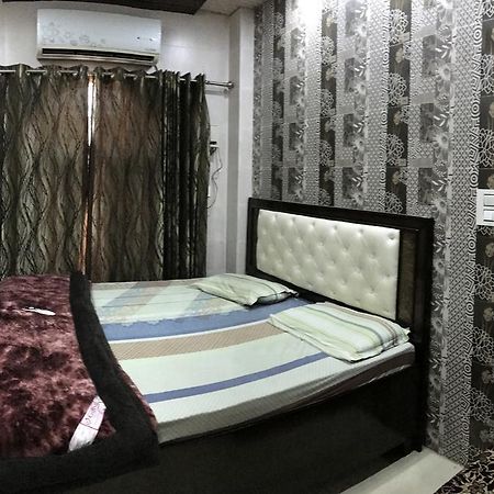 Hotel Prince Palace Patiala Ngoại thất bức ảnh
