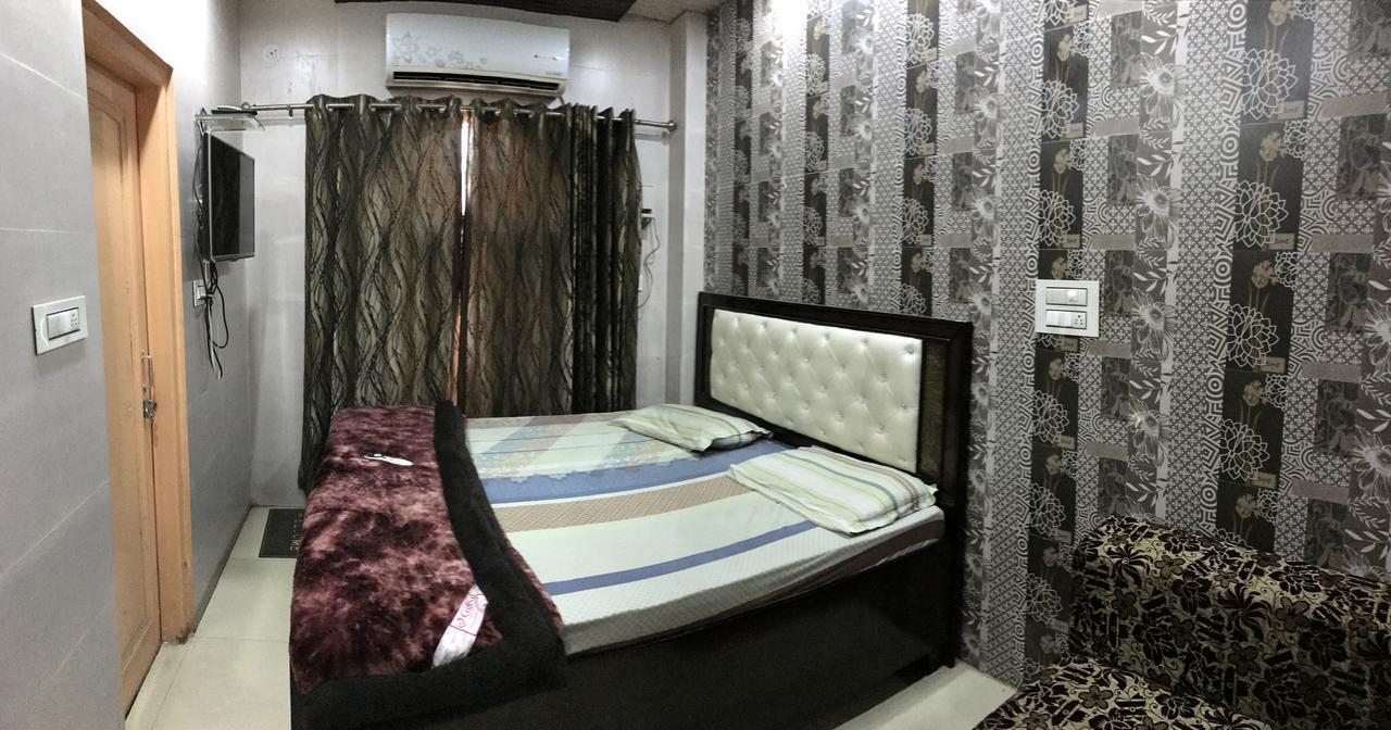 Hotel Prince Palace Patiala Ngoại thất bức ảnh